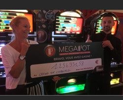 Une parisienne gagne au casino de Cabourg plus d'un million au Partouche Megapot